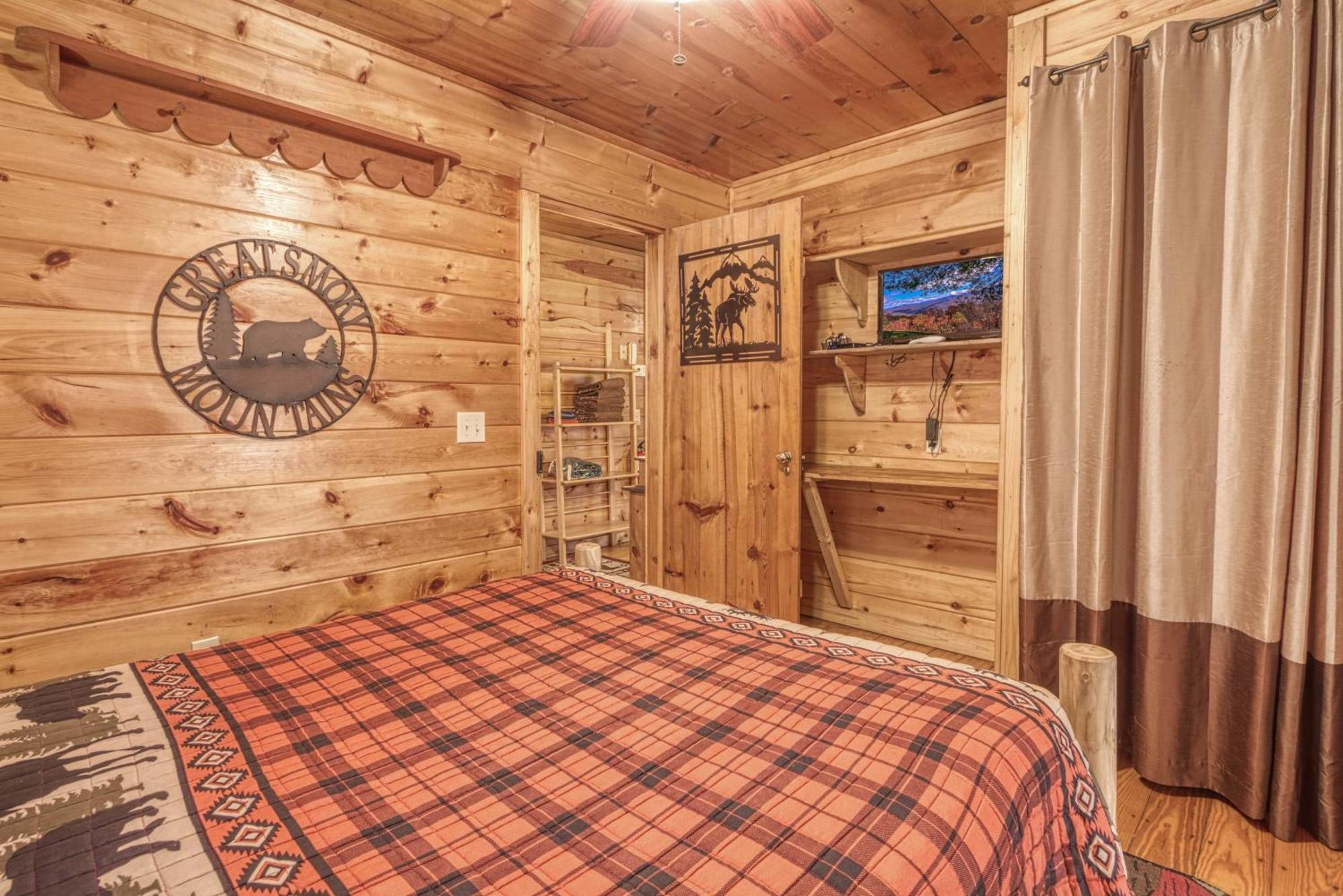 Bear Den, Hot Tub, 1089 Of Free Attraction Tickets For Each Paid Day, Dollywood And More! 세비어빌 객실 사진